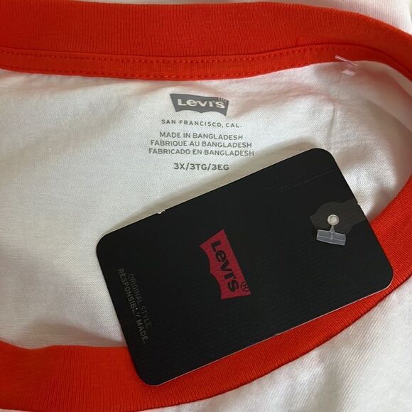 NWT Plus Size Levi's® Cropped Jordie Flower Logo Tee 3x - Picture 4 of 4